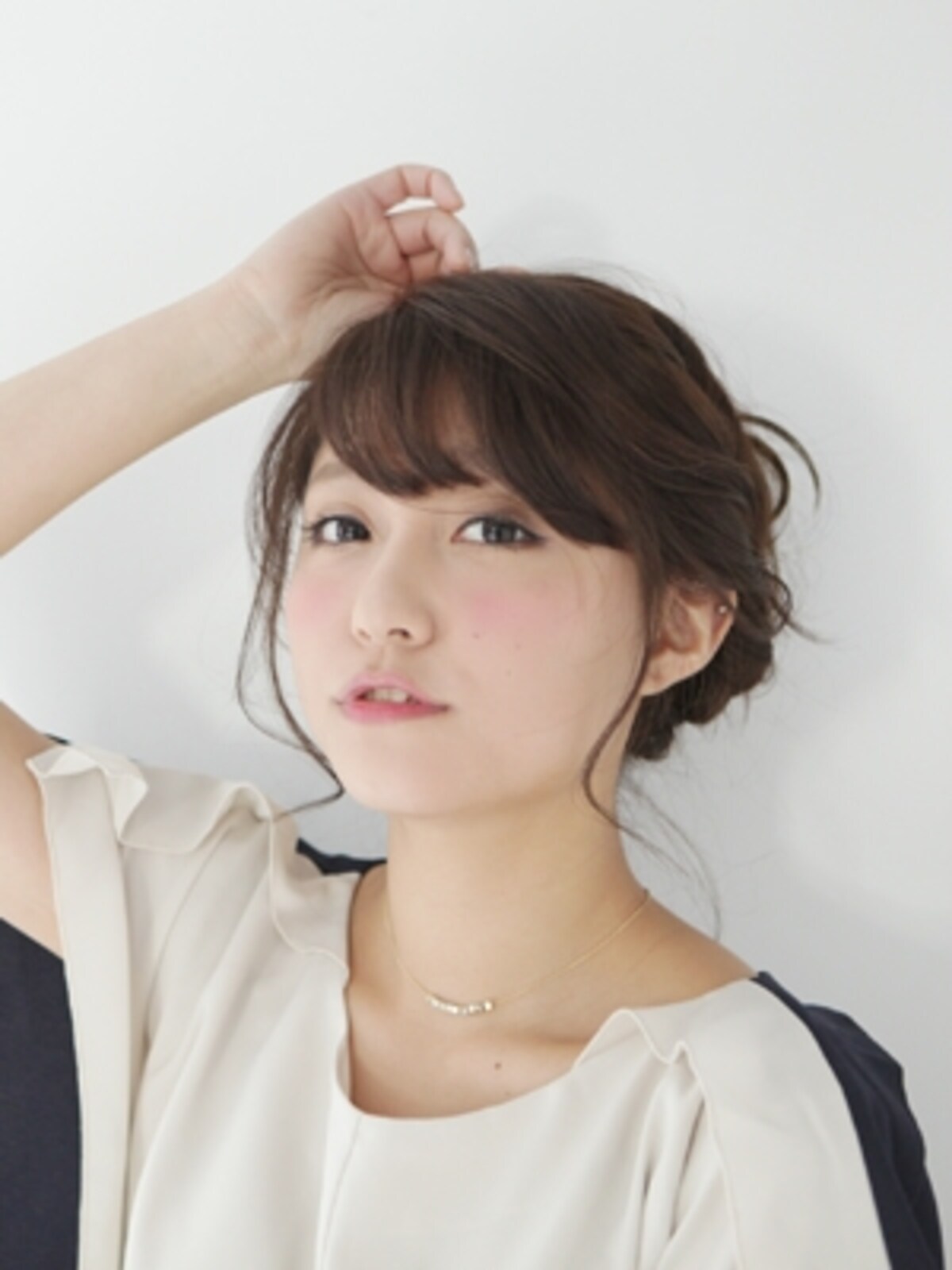 簡単で崩れにくい編み込みヘアアレンジ