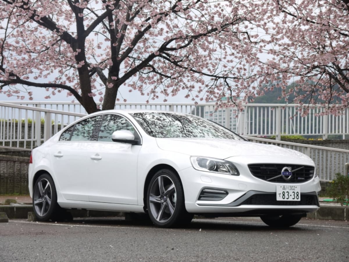ボルボS60フロント