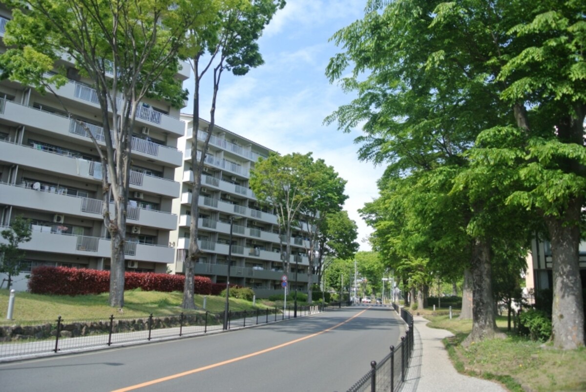 多摩平の森の街並み