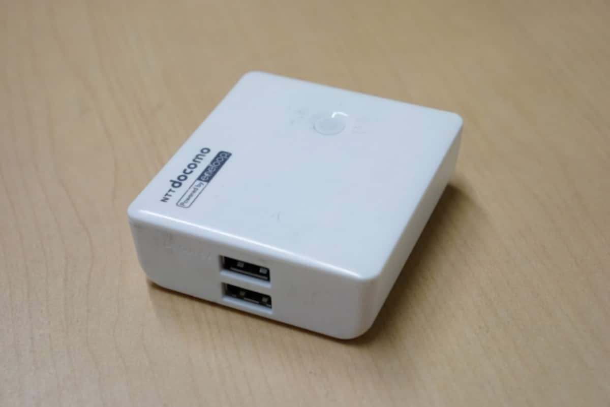 NTTドコモの「ポケットチャージャー02」