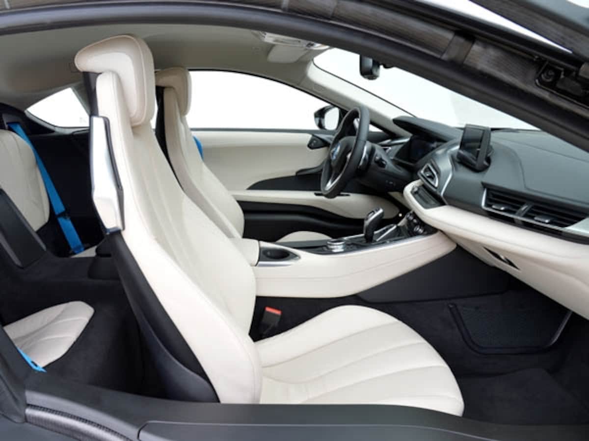 BMWi8