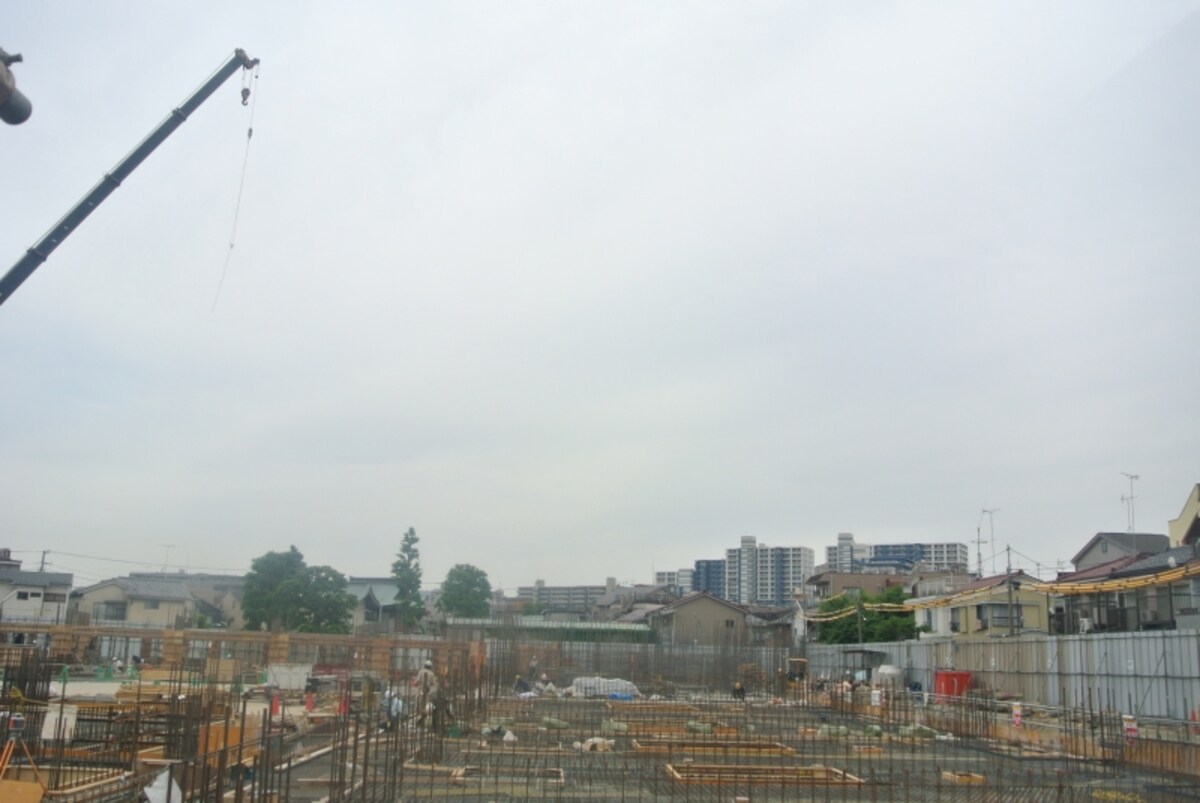 建設中の現地