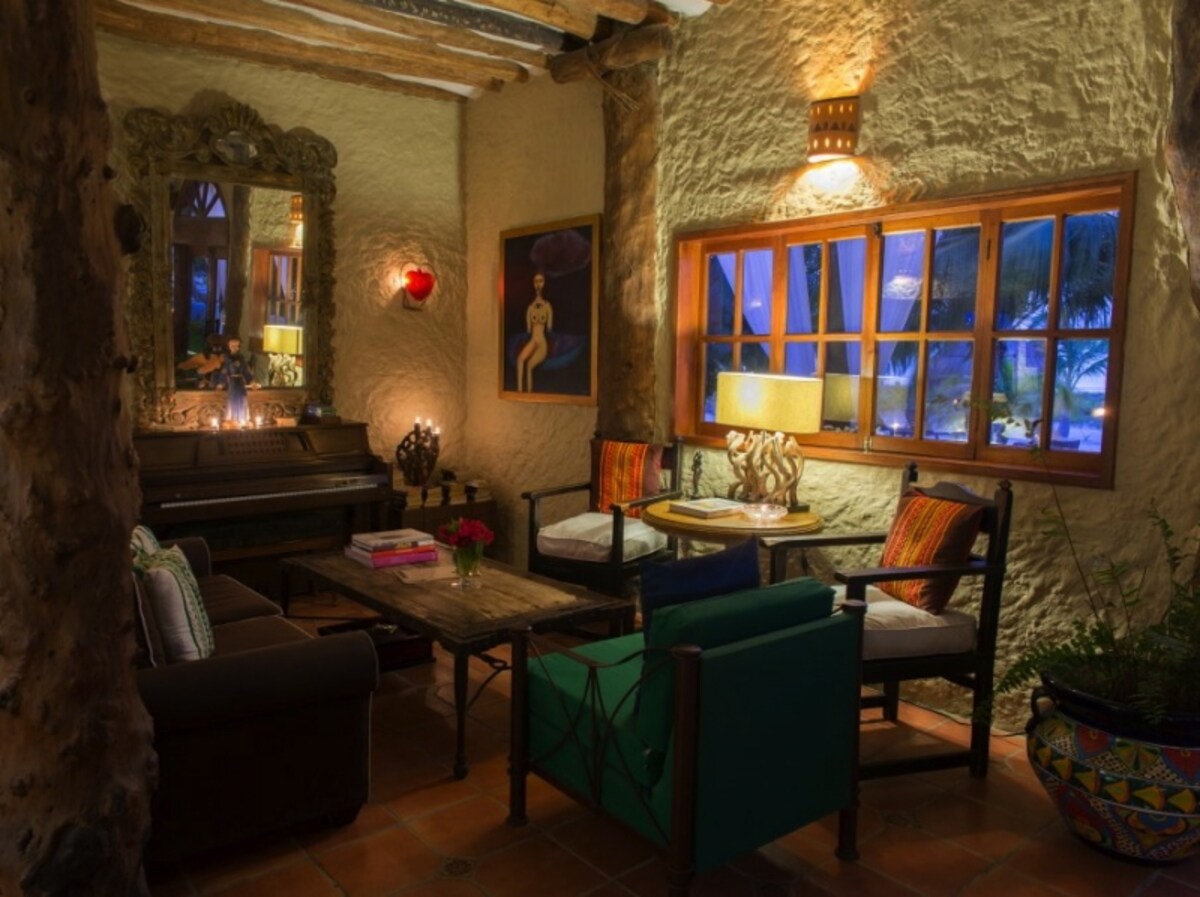 lobby