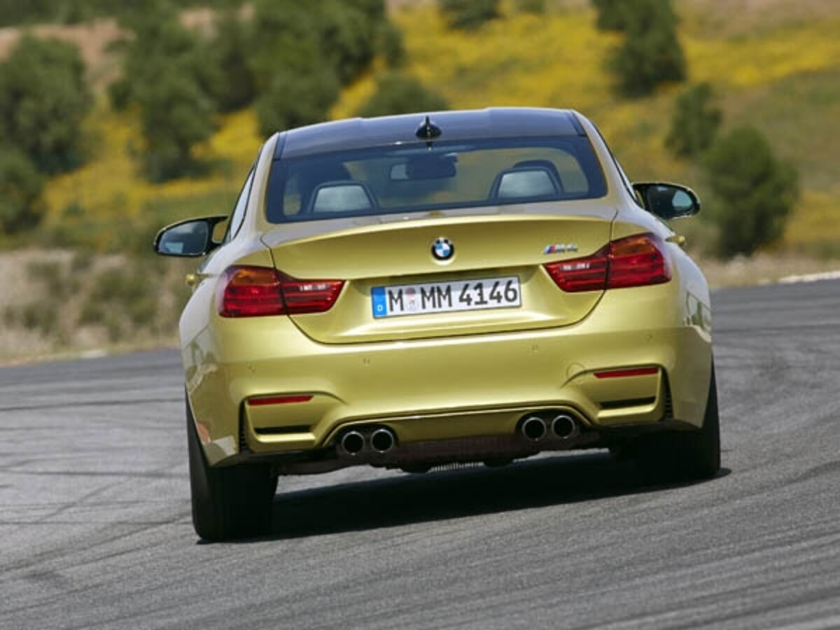 BMW M4クーぺ