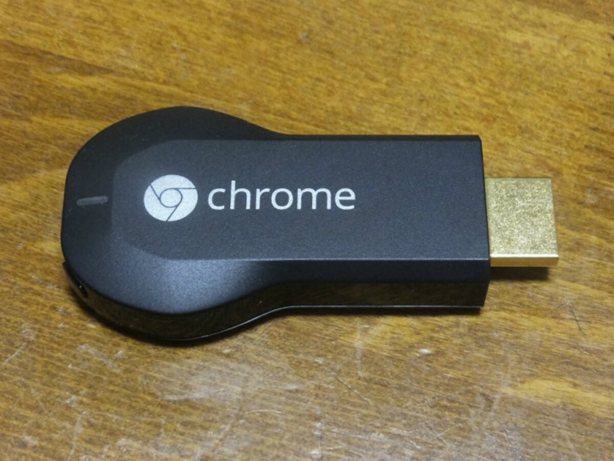 ただのステックのようなChromecast本体