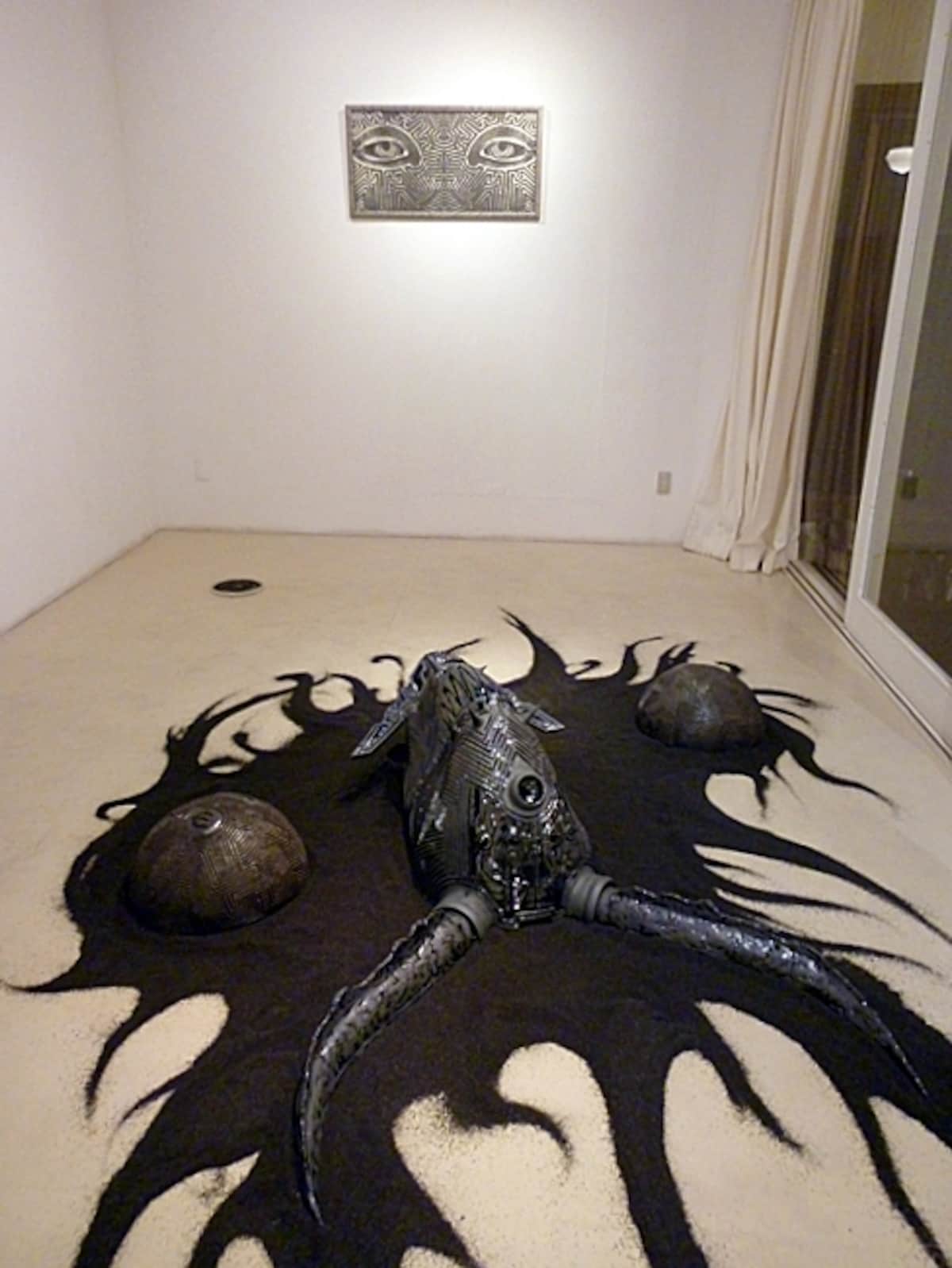 金理有（大阪）「麒麟幽」2010年　陶 / インスタレーション