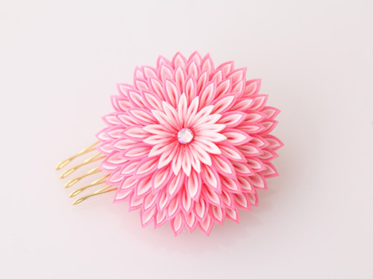 菊の花モチーフのヘアピン