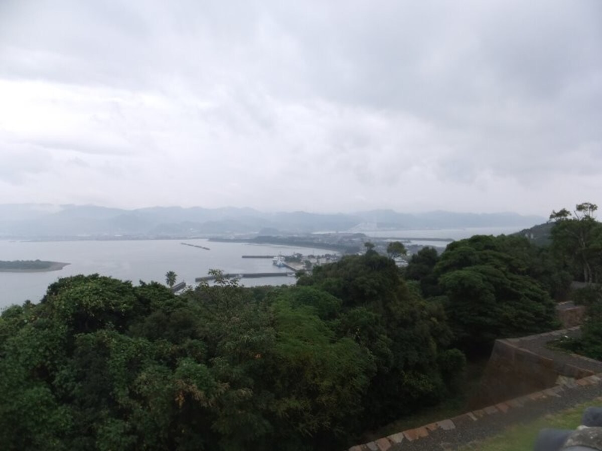 富岡城址から眺める天草下島