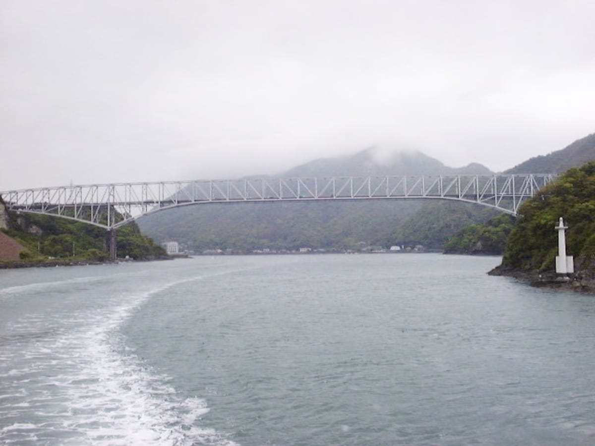 大矢野島と九州本土・三角を結ぶ天草五橋1号橋・天門橋