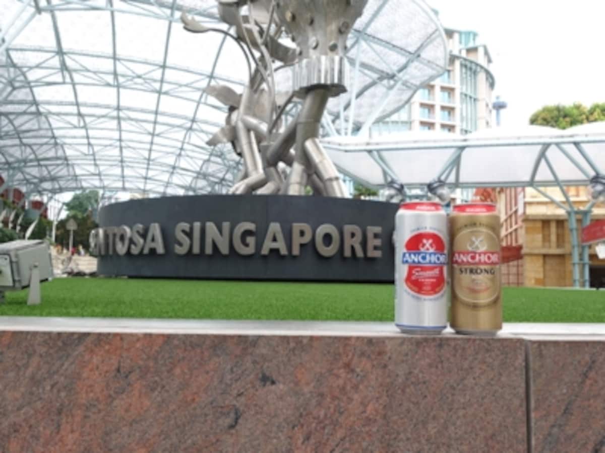 気温29度。シンガポールセントーサ島で頂きました。カラッとした空気とアンカービール、とてもおいしかったです。