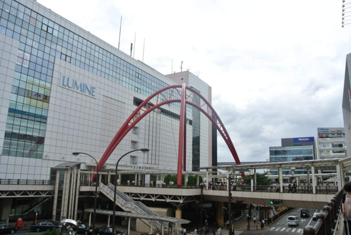 「立川」駅前のルミネ立川