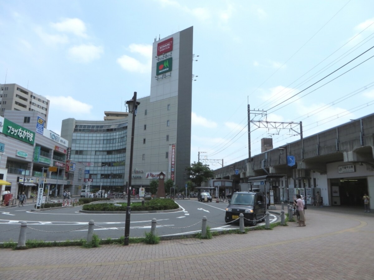 駅前のロータリーなど