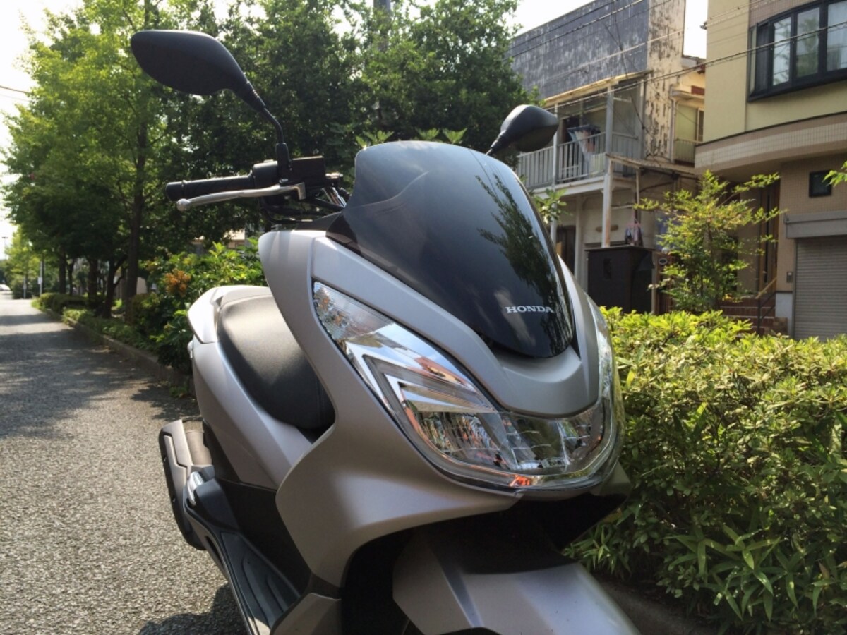 PCX150フロントビュー