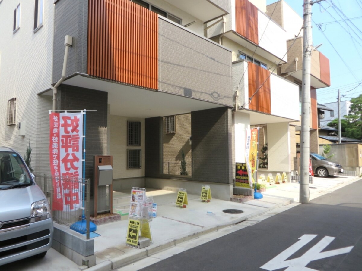 新築建売一戸建て