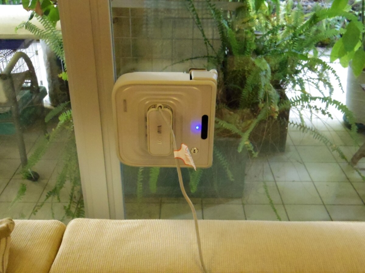 ECOVACS Winbot【W730】