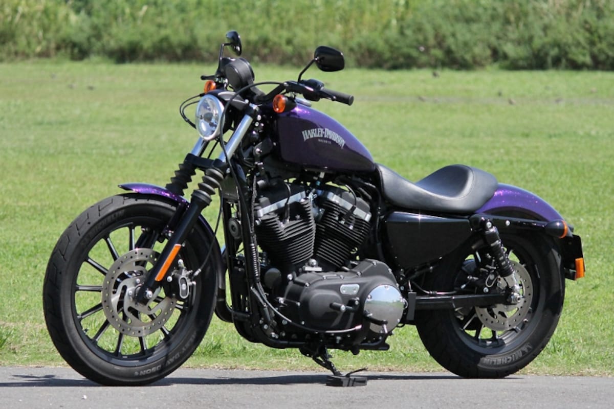 スポーツスター XL883N アイアン