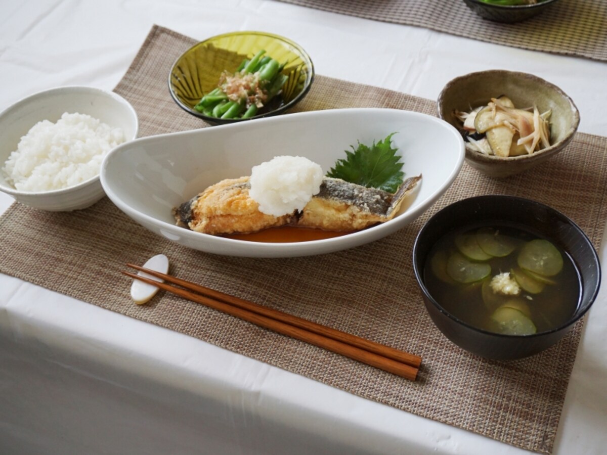 揚げカレイの出汁おろしかけ定食