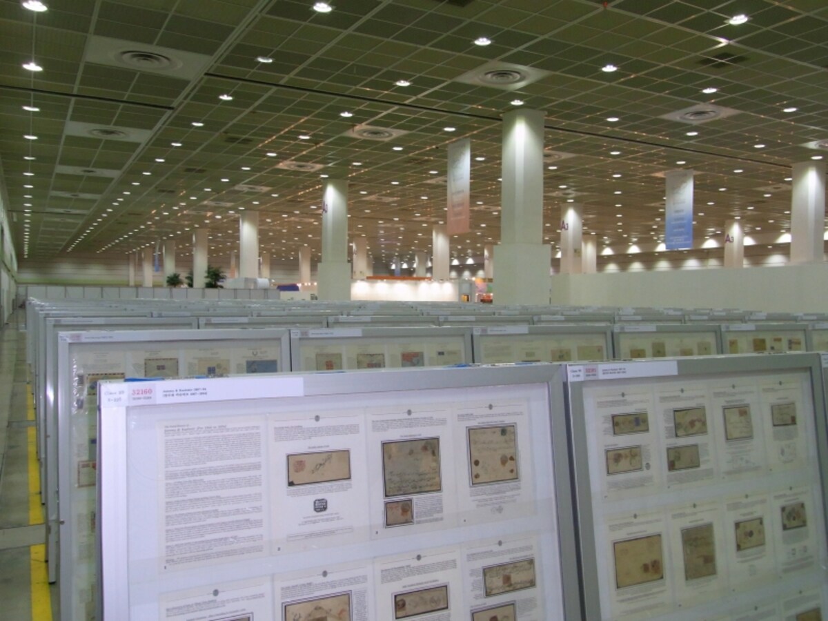 国際切手展の展示スペース