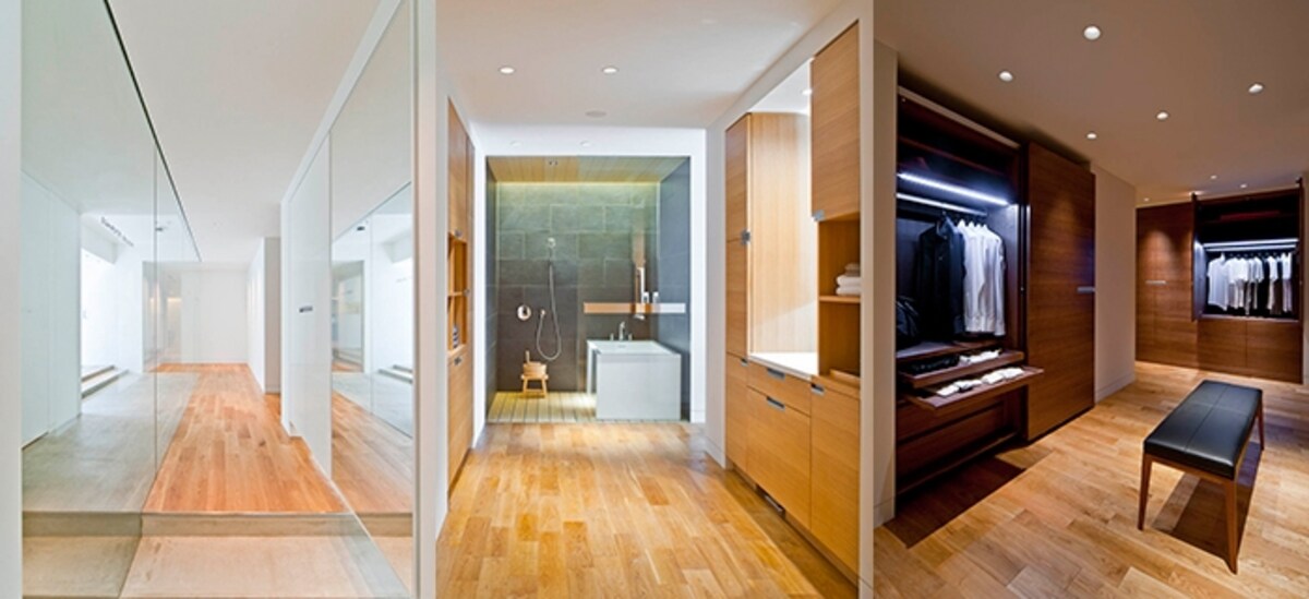 http://www.timeandstyle.com/plus/shop/aoyama/index.html