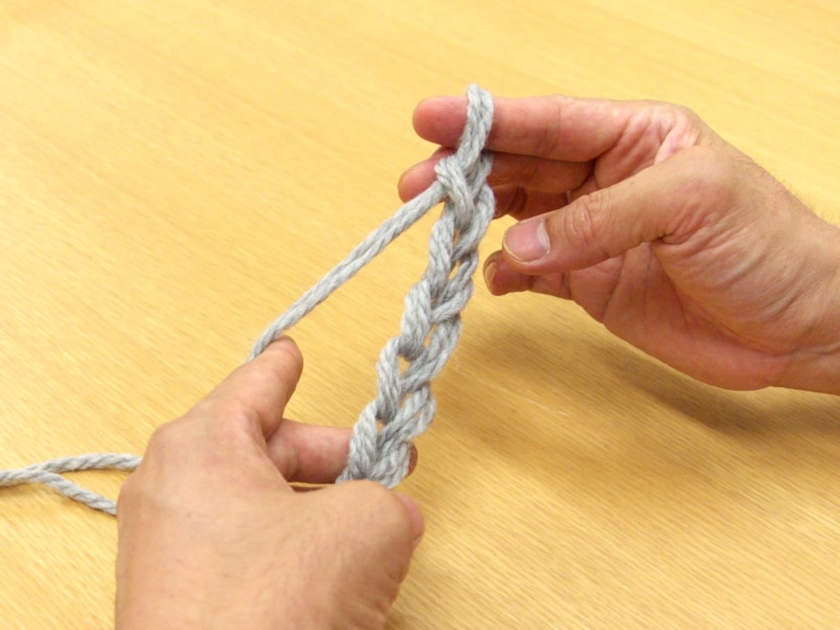 作り目5目が完成