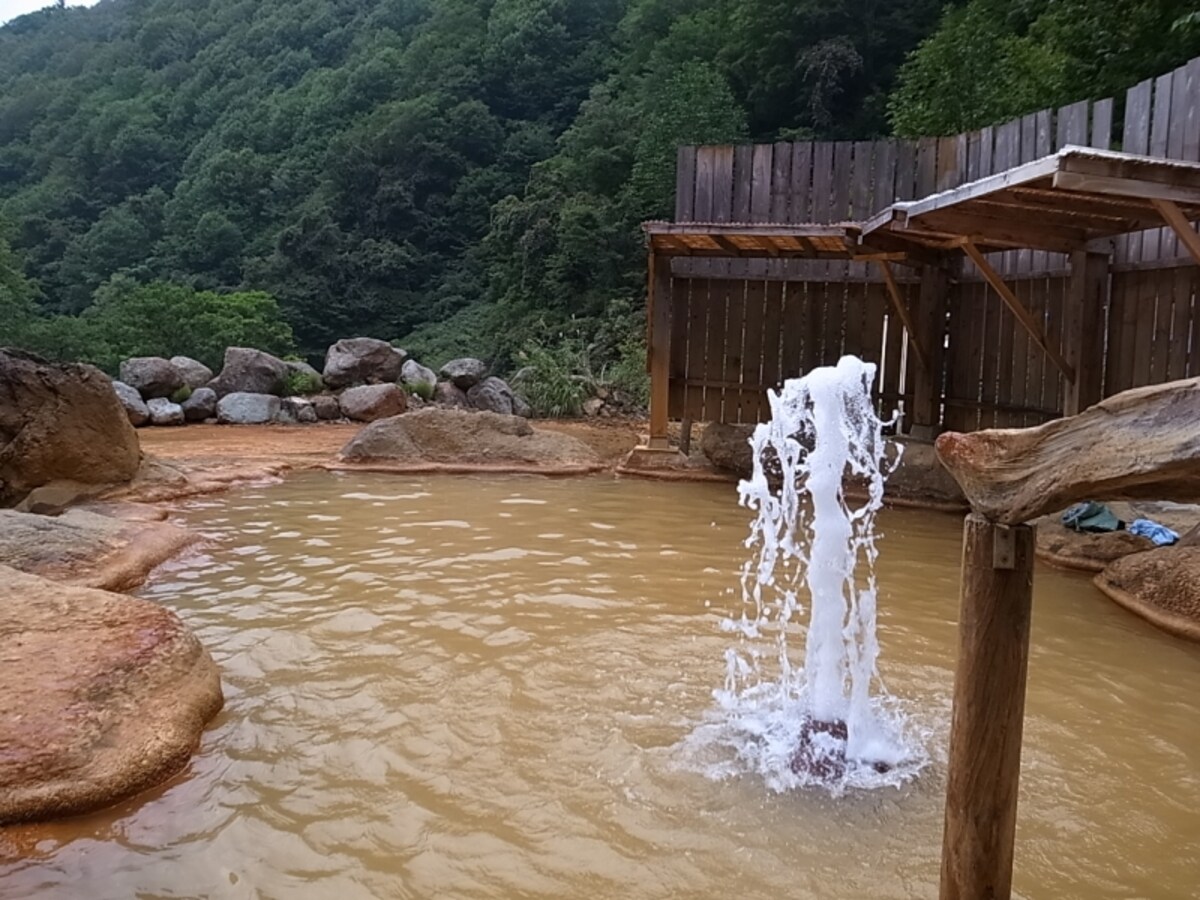間欠泉の温泉