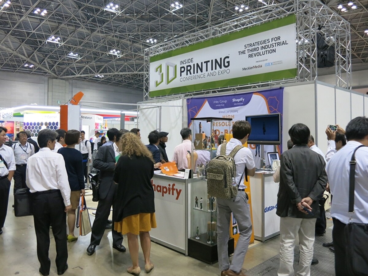 3Dプリンターによるイベント風景の画像 ●クリックすると拡大します。