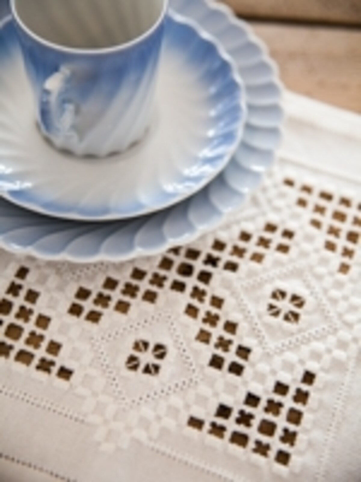 ハーダンガー刺繍