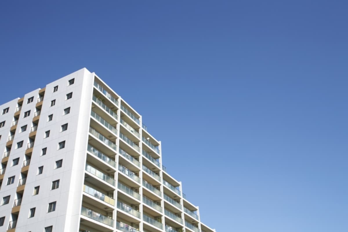 高層マンション高層階から幼児の転落が後を絶えない