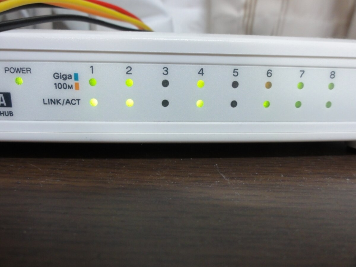 HubのＬＥＤをチェック