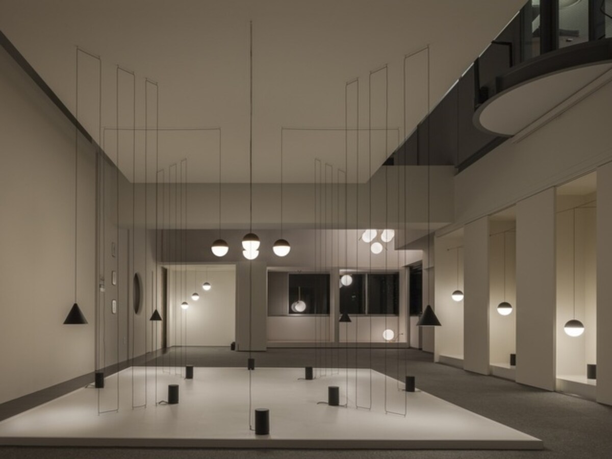 FLOS SPACE