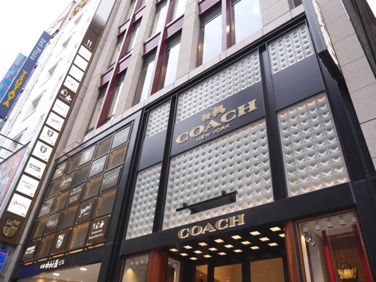 コーチ新宿