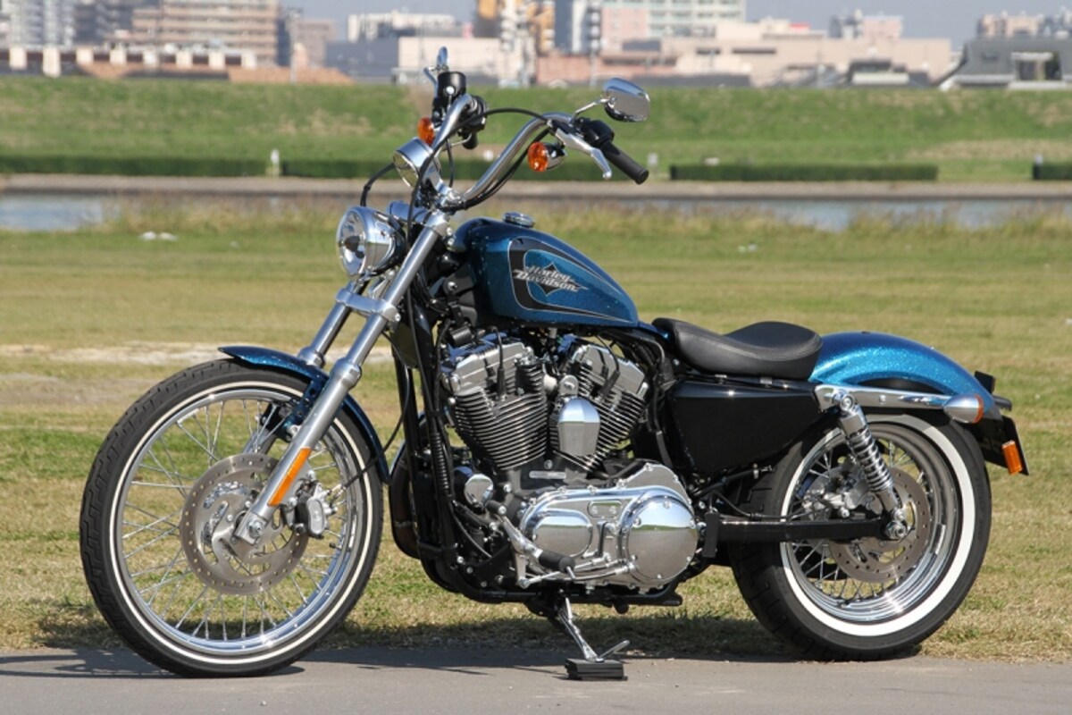 ハーレーダビッドソン XL1200V セブンティーツー