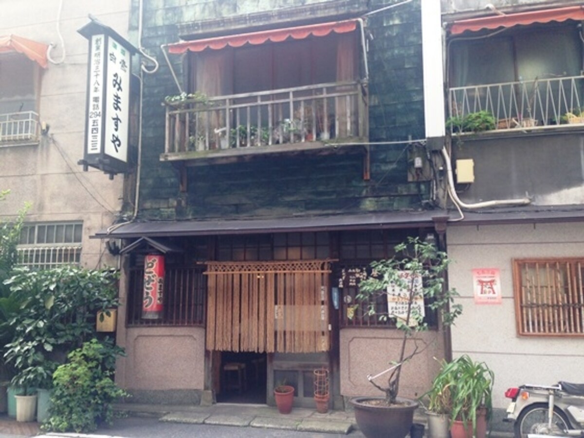 1928年に建てられた同店の店頭