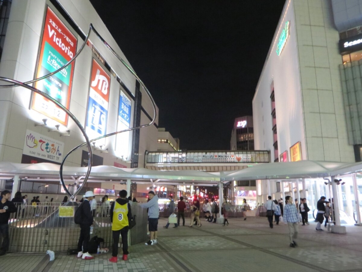 町田駅前