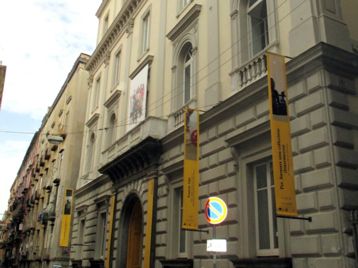 MADREfacciata