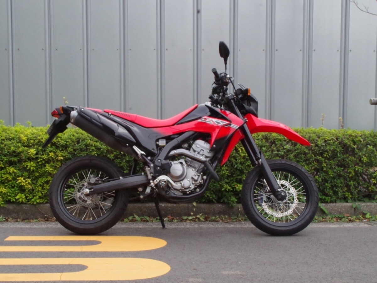 crf250m サイドビュー