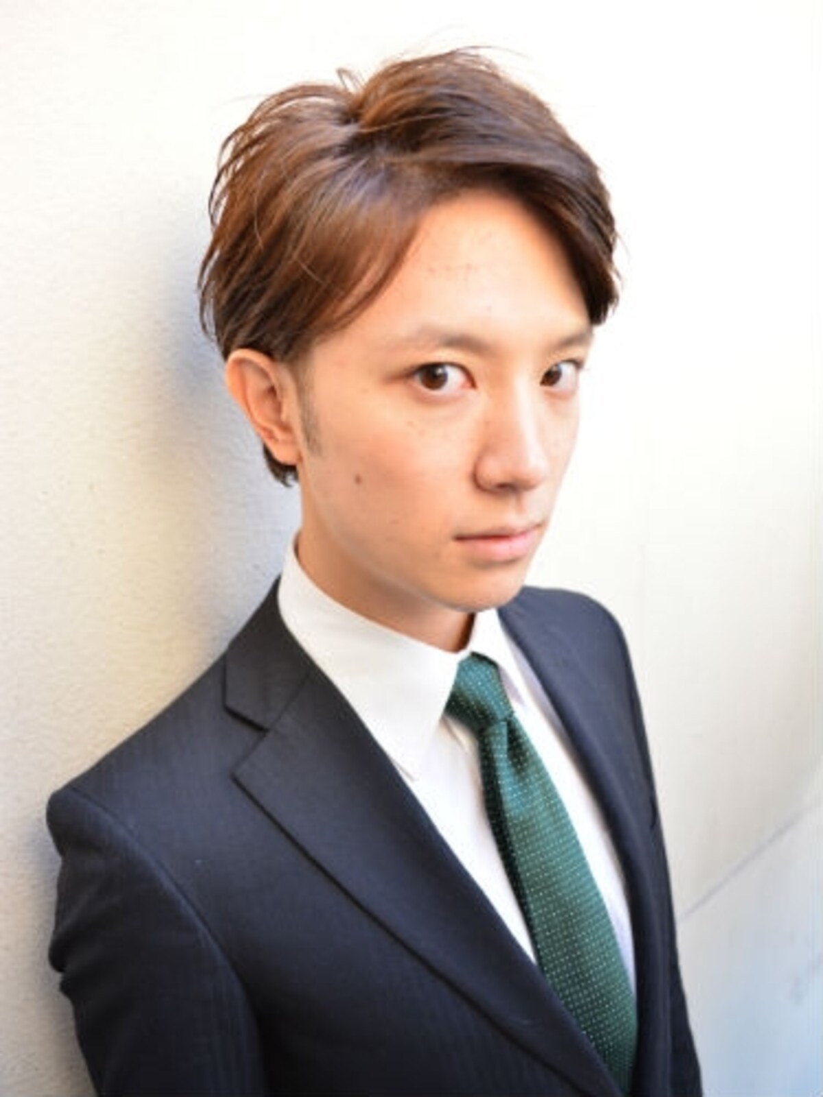出来る男のアップバングビジネススタイル