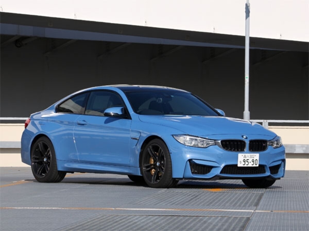 BMW M4クーペ