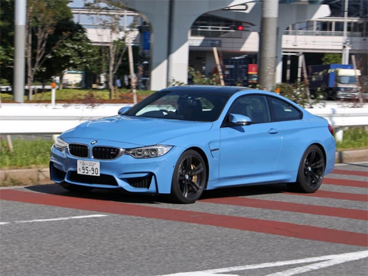 BMW M4クーペ