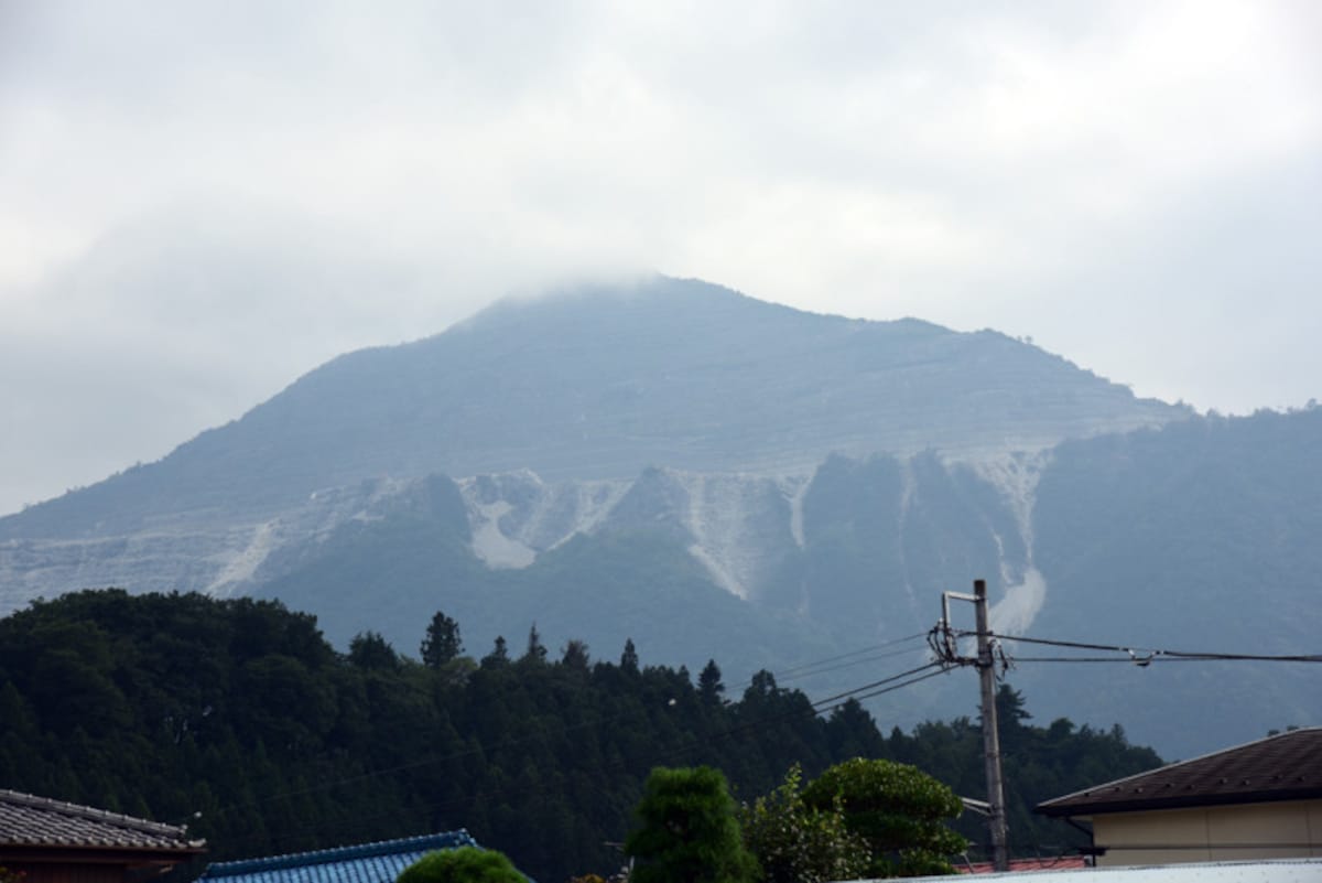 武甲山