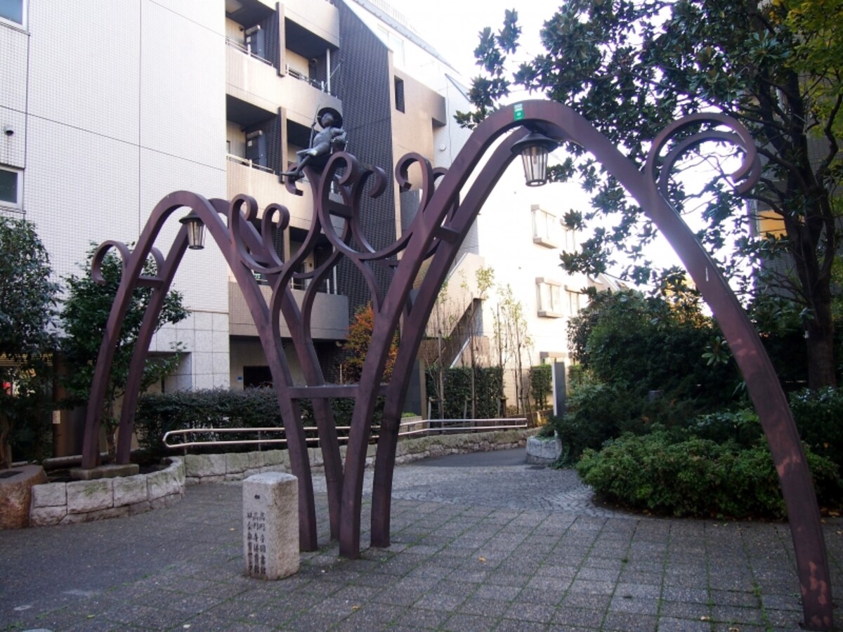 なんか派手だ