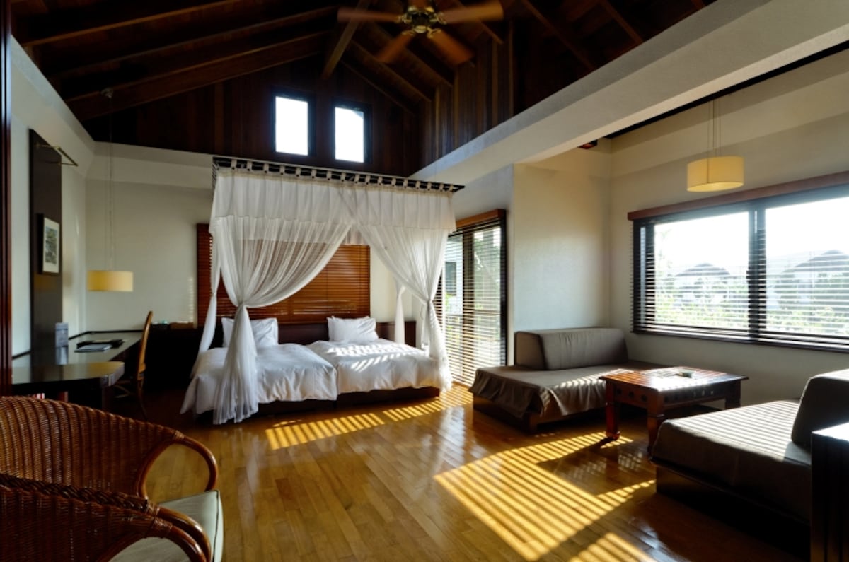 resort