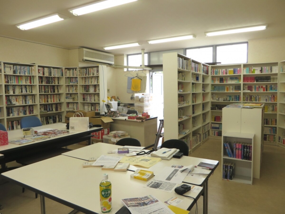 図書館内