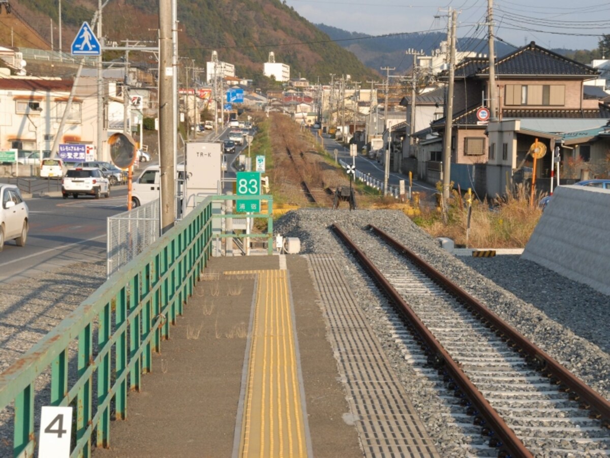 石巻線浦宿から女川方面の様子