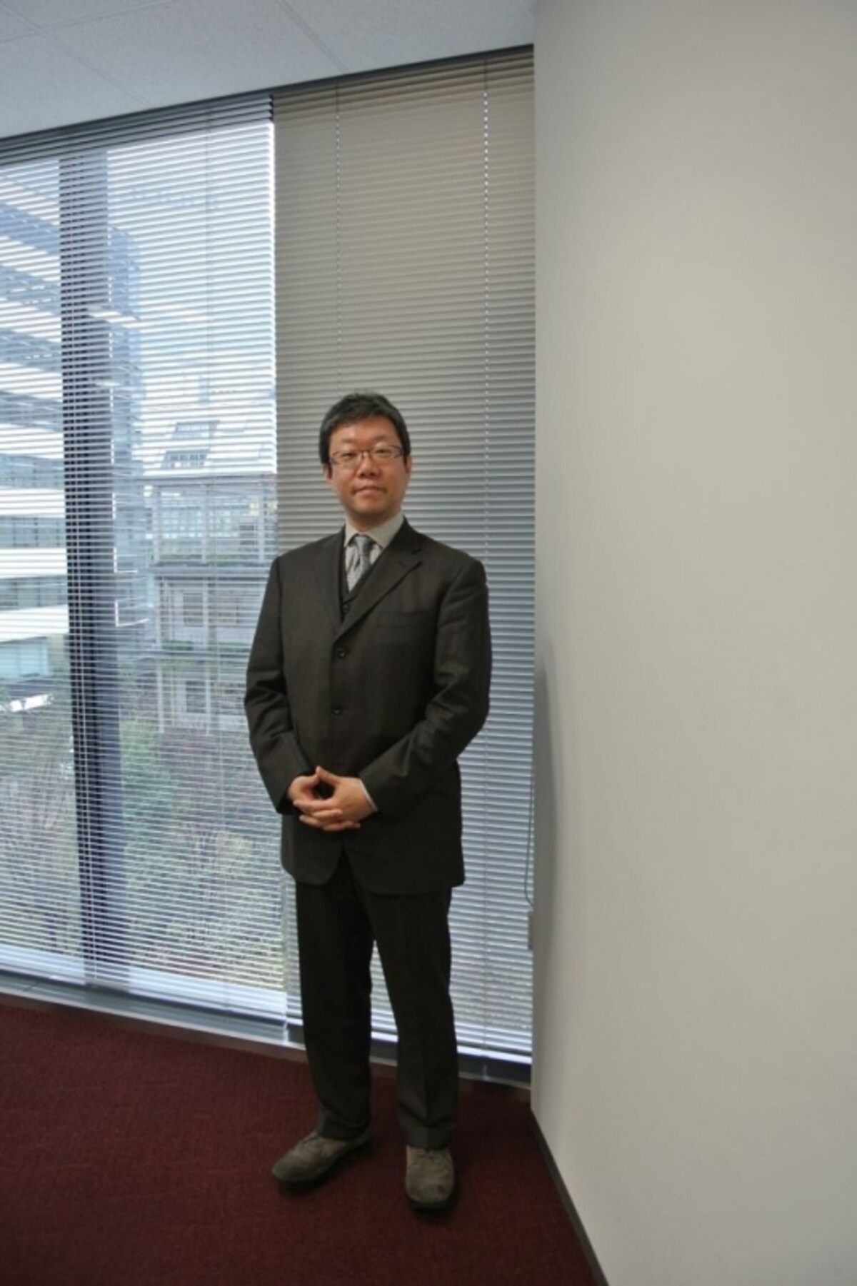 中山　登志朗氏