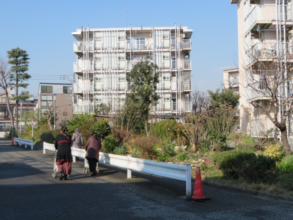 青山北町アパート