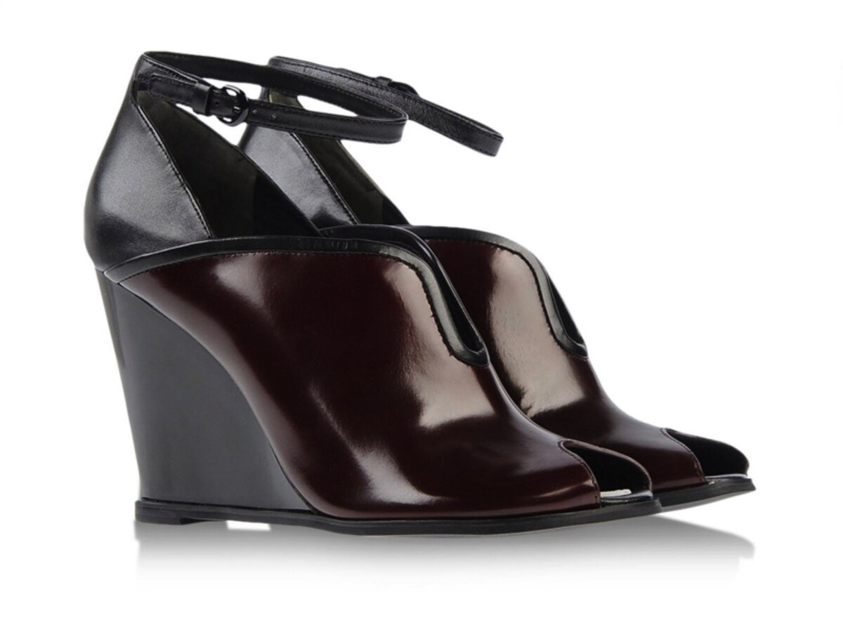 KENZO／PUMPS WITH OPEN TOE