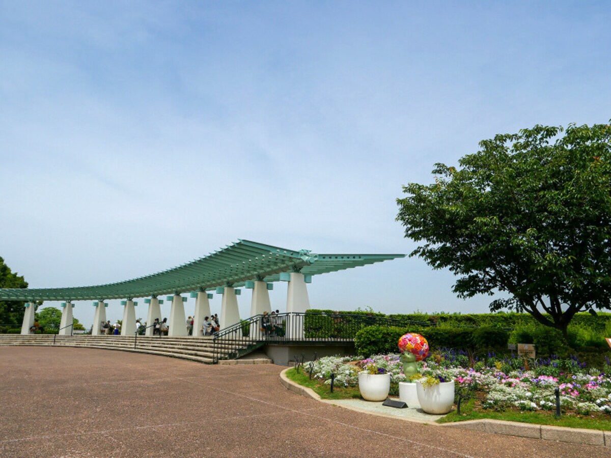 今も昔も横浜を代表する観光スポット・港の見える丘公園の展望台（2021年5月14日撮影）