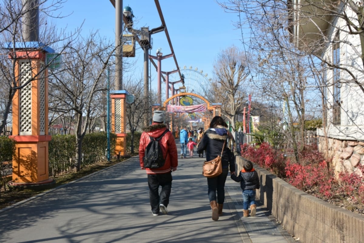 遊園地ゾーンのメインストリート