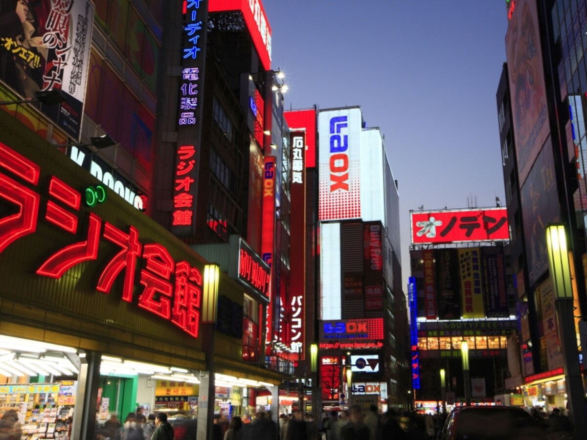秋葉原にはパーツショップなどがありマイコンの聖地だった